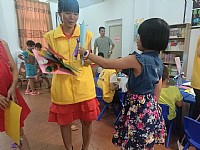 麻章儿童快乐家园展开”深情五月，感恩母亲节“