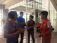 2018年07月01日德美湛江，文明出行。志愿者与您同行