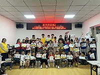 “情暖湛江”NO.1111遂溪青少年宫儿童服务站开展“秋天的农场2”主题绘画活动