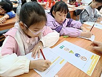 “情暖湛江”N516湖光镇文化站开展2026年湖光镇“校园安全指示牌，小制作大用处”主题活动