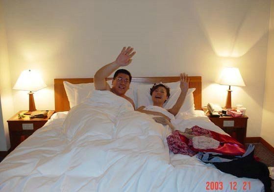 朋友新婚闹洞房实拍5