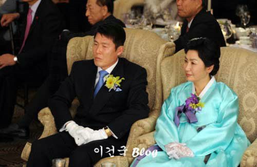 韩国个性的塑料礼堂3