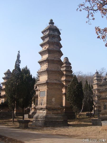 去寺庙旅游应该注意的1