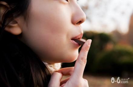 孕妈妈吃巧克力好处多