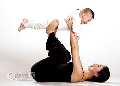 亲子瑜伽时尚辣妈新