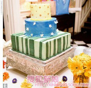 时下流行的婚庆蛋糕推荐8