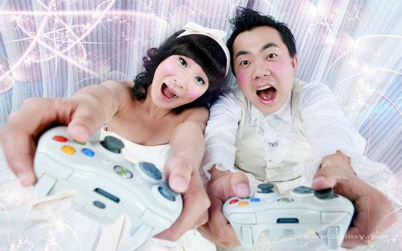 80后夫妻的非主流婚纱秀1