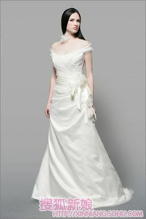 秀出你的背 abiti da sposa婚纱推荐3