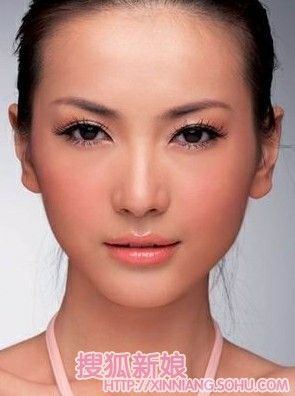 两种妆容的美唇秘诀1