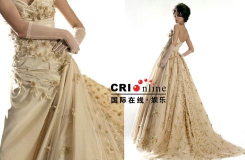 2010罗马式浪漫婚纱推荐5