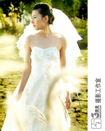 户外纯美婚纱照推荐——i feel u2