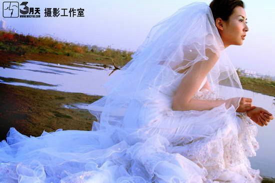 户外纯美婚纱照推荐——i feel u3