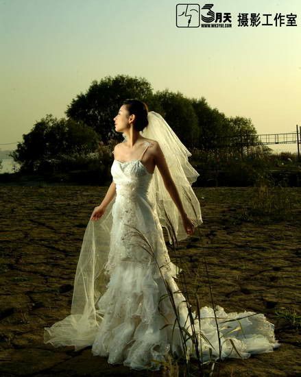 户外纯美婚纱照推荐——i feel u8