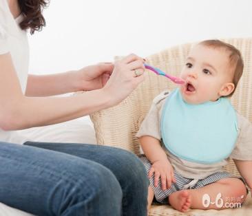 宝宝排斥“吃饭”，心理因素不可忽视