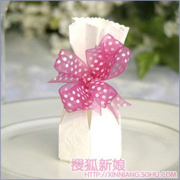 可爱礼盒提升婚礼时尚度3