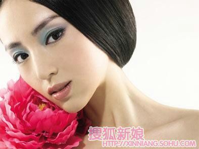 典雅新娘的化妆步骤1