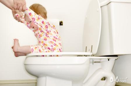 看宝宝臭臭，识宝宝健康