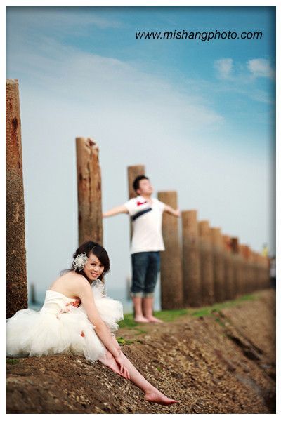 80后非主流婚纱写真照—盛装在季节的路上9