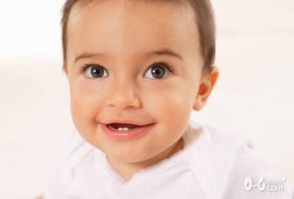 如何呵护出牙期的小宝宝