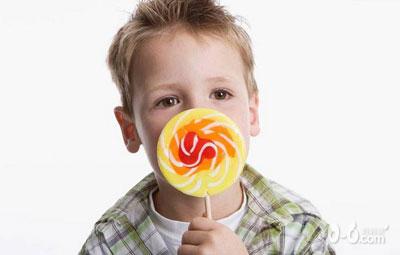 多食人工色素食品对儿童的危害大